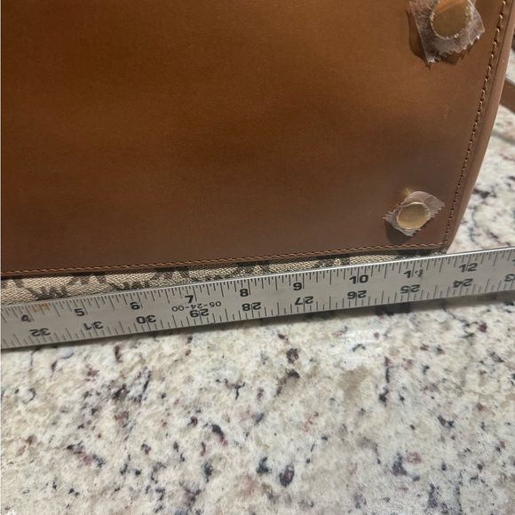 NWOT Michael Kors bag no signs of wear. Stickers are still on bottom. - Picture 12 of 12